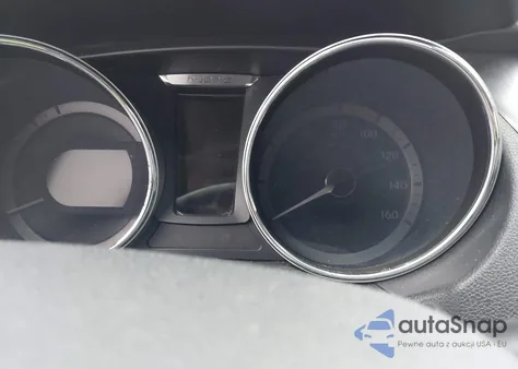 2014 Hyundai Sonata Hybrid z USA, uszkodzony, nr VIN KMHEC4A48EA109924